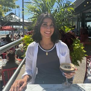 Meet your Posher, Sabyna